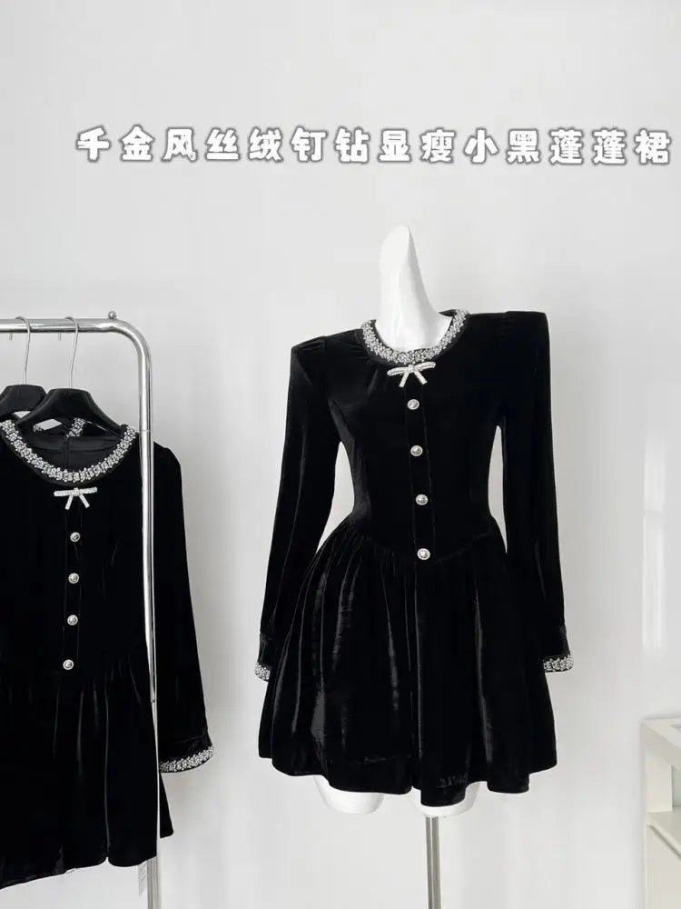 Retro Fashion Women Black Velvet Diamond Long Sleeved Bow Party Evening Short Dress Autumn Winter High Waist Pleated Mini Dress