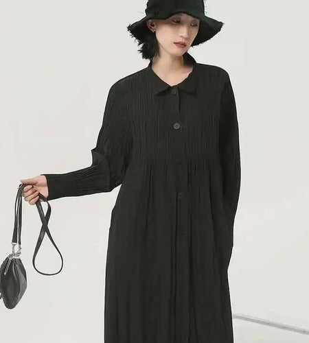 Loose Fit Black Brief Pleated Big Size Jacket New Lapel Long Sleeve Women Coat Fashion Tide Spring Autumn 2025 1DH2077