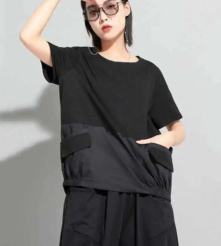 Women Black Big Size Irregular Spliced Pockets T-shirt New Round Neck Short Sleeve Fashion Tide Spring Summer 2025 1DD8085