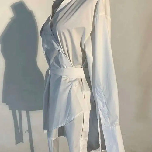 Load image into Gallery viewer, Women White Irregular Bandage Slit Shirt Dress New V-Neck Long Sleeve Loose Fit Fashion Tide Spring Autumn 2025 1DE9884
