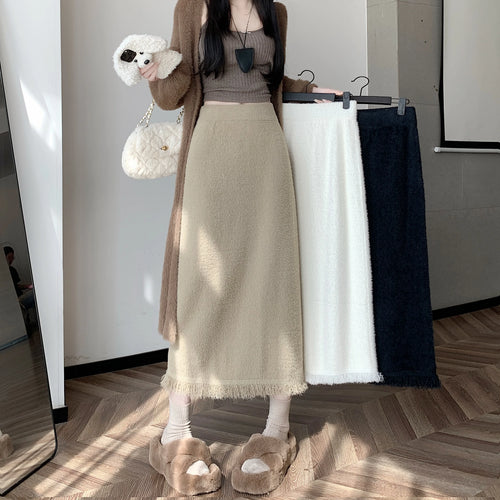 Load image into Gallery viewer, Vintage Women Black White Tassel Elegant High Waist Party Long Skirt 2024 Autumn Winter Khaki Straight Wrap Hip Knitted Skirts
