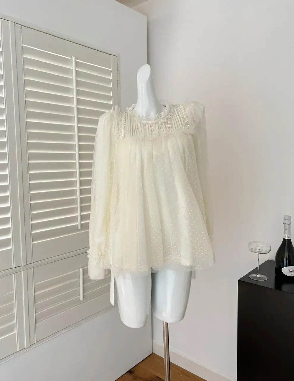 French Women Beige Dot Lace Festival Pleated Shirt Chic Round Neck Long Sleeve Ladies Versatile Princess Tops Spring Autumn 2025