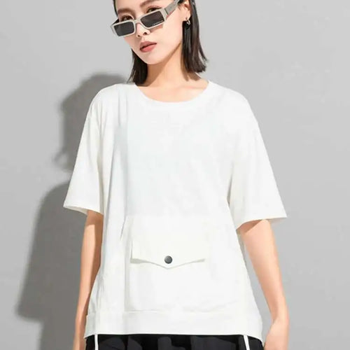 Load image into Gallery viewer, Women Red Color-block Pocket Big Size Casual  T-shirt New Round Neck Short Sleeve Fashion Tide Spring Summer 2025 1DH5953
