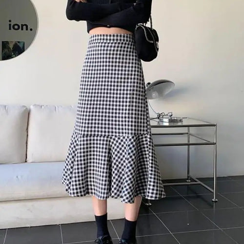 Load image into Gallery viewer, 2023 New Spring Summer Women Skirt High Quality Black White Plaid Mermaid Skirt Elastic High Waist Slim Versatile Midi Skirts
