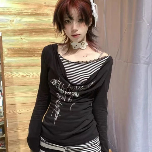 Load image into Gallery viewer, Fake Two Pieces Striped Punk T-shirt Y2k Aesthetic Patchwork Vintage Print Women Tshirts Harajuku Slim Streetwear Ins Tees Femme
