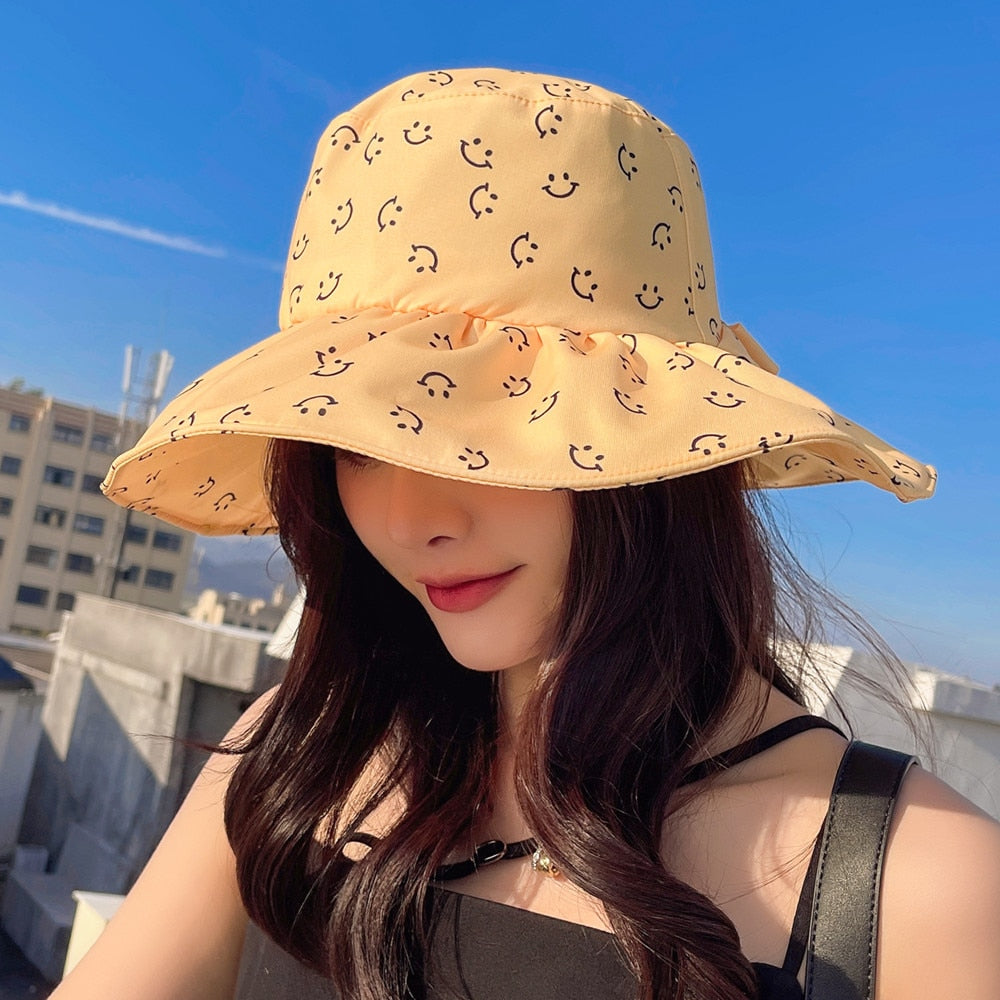 Women's Summer Hat Fashion Smiley Face Pattern Print Cap Bow Design Sun Hat Travel Beach Bucket Hat