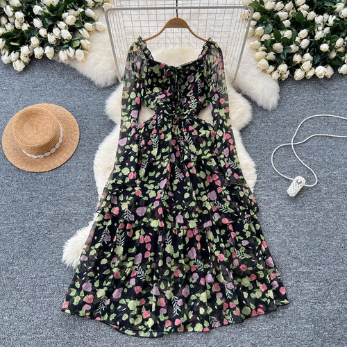Load image into Gallery viewer, Vintage Autumn Flower Elegant Square Neck Lace-up Cake Dress Women Long Sleeves Festival Pleated Sundress Fashion Bohemian Trend
