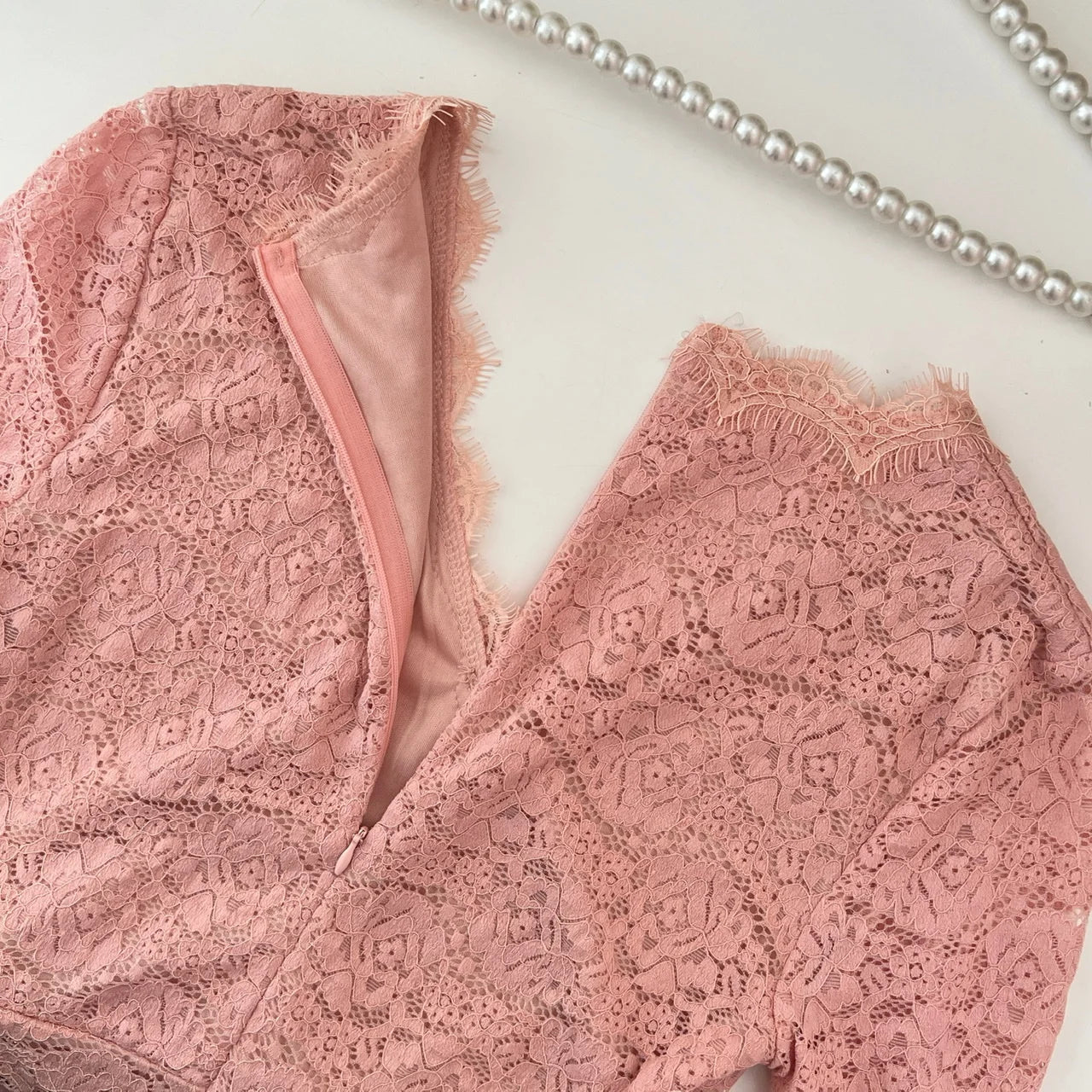 Autumn Winter Vintage Sweet Pink Lace V Neck Bandage Dress French Women's Elegant Long Sleeved Slim Birthday Party Dress Fashion