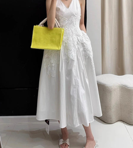 Solid Spliced Appliques Elegant Dresses for Women V Neck Sleeveless Patchwork Folds Long Dress Female Clothing New