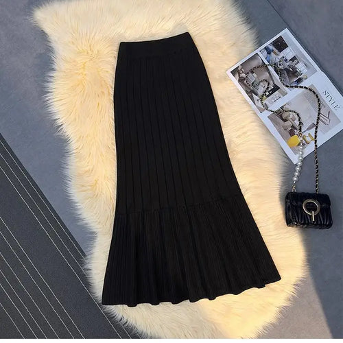 Load image into Gallery viewer, Vintage Women Solid High Waist Versatile Pleated A-line Long Skirt 2024 Autumn Winter French Sweet Knitted Fishtail Skirt Street

