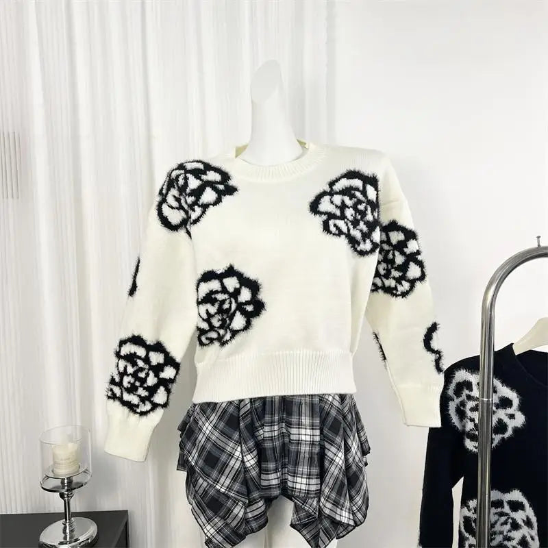 Autumn Winter French Retro Elegant Black White Patchwork Sweaters Women Round Neck Long Sleeves Knit Pullover Tops Trendy Casual