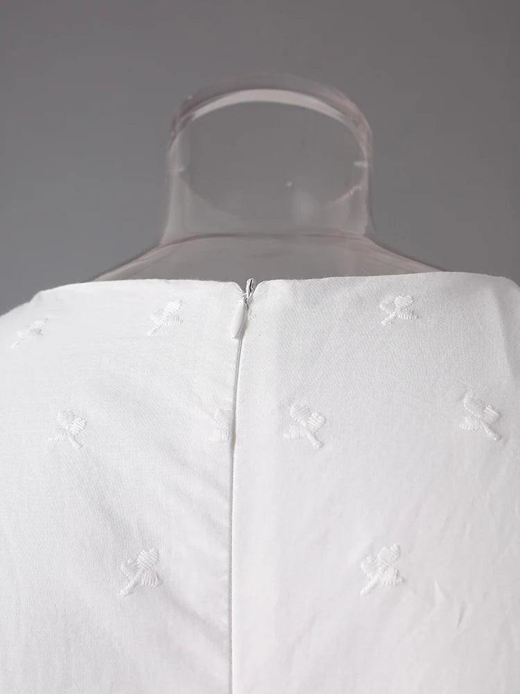 Women White Lace Hollow Out Elegant Slim Dress New Square Collar Short Sleeve Fashion Tide Spring Summer 2025 CPG3161