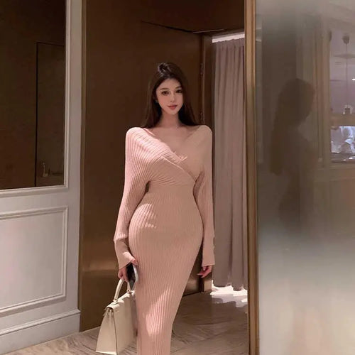 Load image into Gallery viewer, Korean Fashion Women's Pink V-neck Slim Knitted Long Sleeve Dress Spring High Waist Festival Wrapping Hip Dress Simplicity Trend
