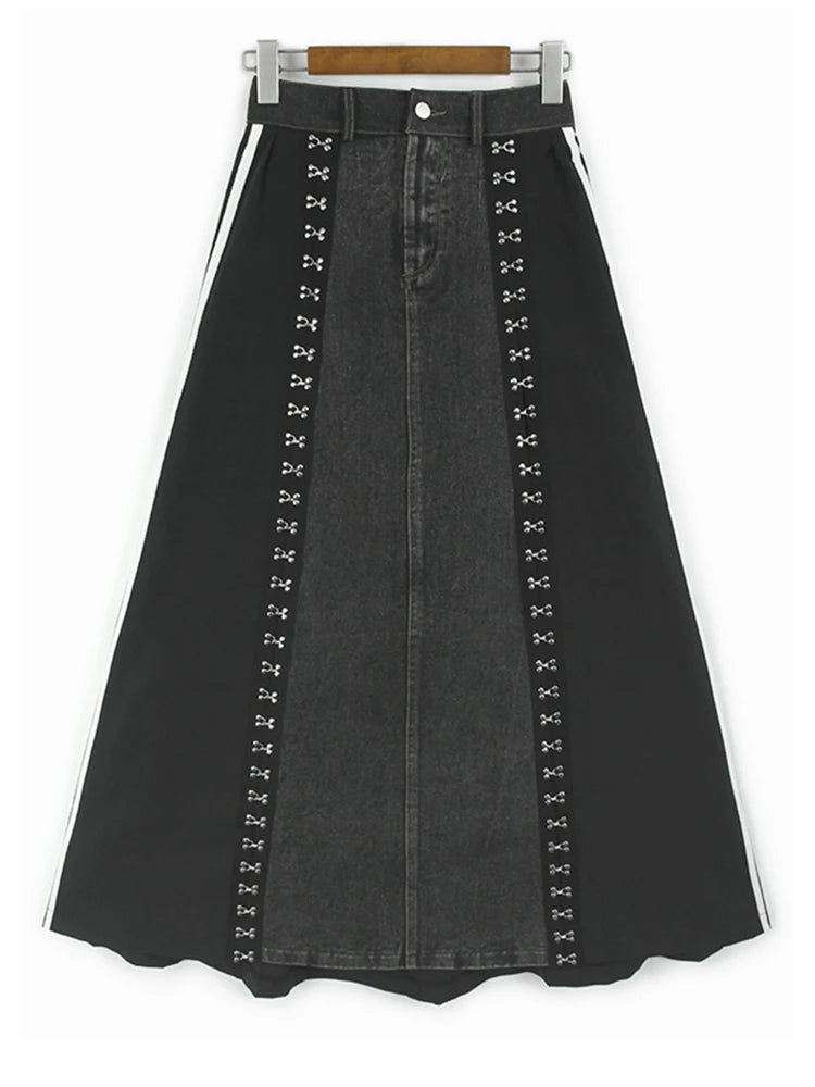 High Elastic Waist Blue Denim Color-block Rivet Long A-line Half-body Skirt Women Fashion New Spring Autumn 2025 1DH8211