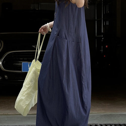 Load image into Gallery viewer, Women Khaki Brief Pocket Casual Long Elegant Bud Dress New Round Neck Sleeveless Fashion Tide Spring Summer 2025 1DJ1330
