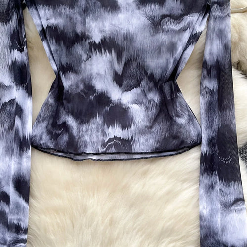 Load image into Gallery viewer, Vintage Black Tie Dye Elegant Slim Long Sleeved T-shirt For Women 2024 Spring Autumn New Vacation Versatile Tops Trendy Fashion
