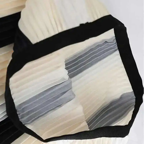 Load image into Gallery viewer, High Waist Beige Color-block Irregular Pleated Elegant Half-body Skirt Women Fashion Tide New Spring Autumn 2025 1DH6510
