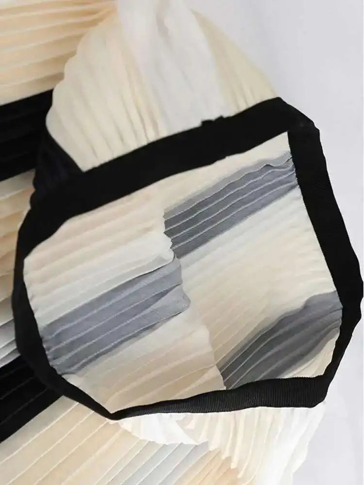 High Waist Beige Color-block Irregular Pleated Elegant Half-body Skirt Women Fashion Tide New Spring Autumn 2025 1DH6510