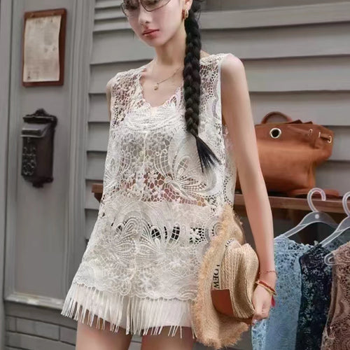 Load image into Gallery viewer, Solid Hollow Out Loose T Shirts For Women O Neck Sleeveless Minimalist Casual Spliced Tassel T Shirts Female New
