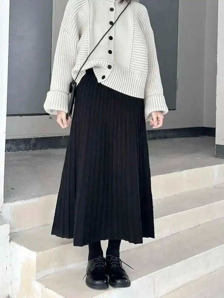 High Elastic Waist Black Pleated Knitting Sweater A-line Half-body Skirt Women Fashion Tide New Autumn Winter 2025 1DH9208