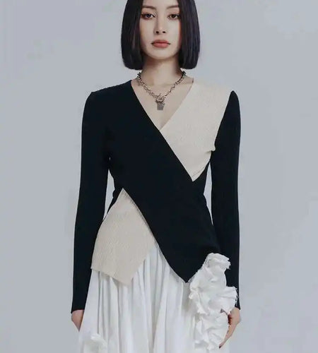 Irregular Color-block Knitting Sweater Fit V-Neck Long Sleeve Women Pullovers New Fashion Tide Autumn Winter 2025 1DE6584