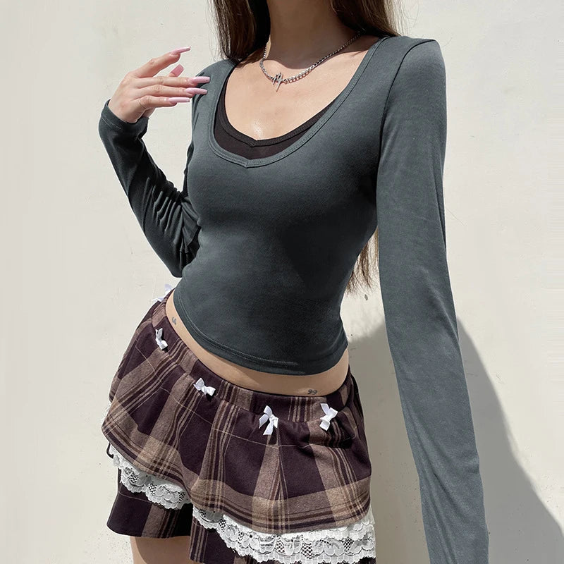 y2k Tops Women Goth Grunge Clothes Slim Fit V Neck Patchwork Long Sleeve Cropped T Shirts 2000s Clothing Streetwear