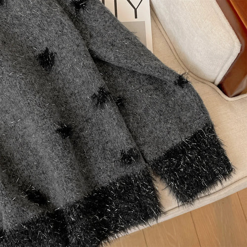 Load image into Gallery viewer, Korean Autumn Winter Grey Star Patchwork Elegant Pullover Short Sweater Women 2024 New Round Neck Long Sleeved Knitted Tops Chic
