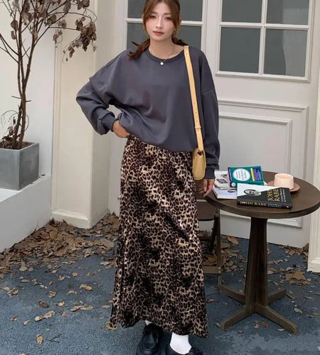 Korean Women's Velvet Leopard Print Elegant Long Skirt Vintage Fashion High Waist Slim Skirts 2024 Autumn Winter Bohemian Casual