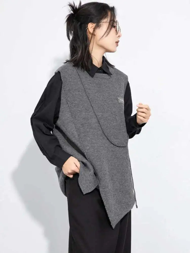 Gray Irregular Slit Big Size Knitting Sweater Round Neck Sleeveless Women Pullovers New Fashion Spring Autumn 2025 1DH7484