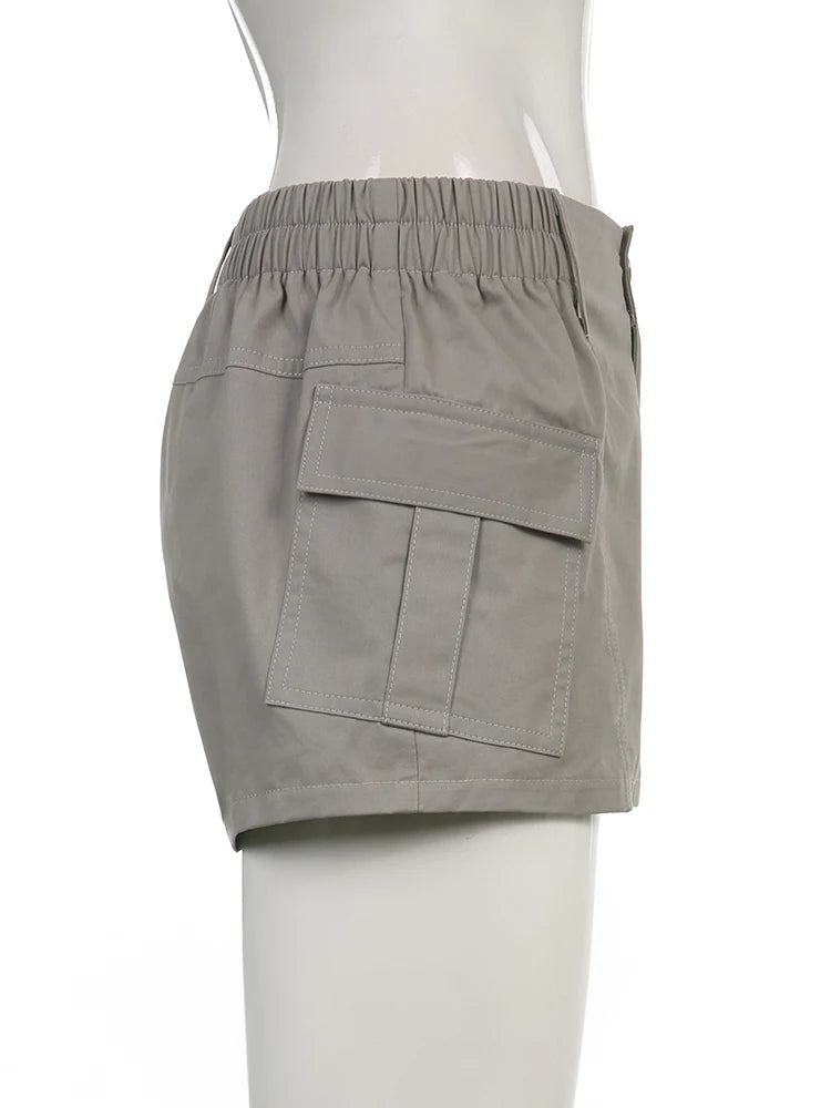 Streetwear Bodycon Solid Sexy Low Waist Cargo Shorts Women Casual Pocket Summer Shorts Elegant Club Party Short Pants
