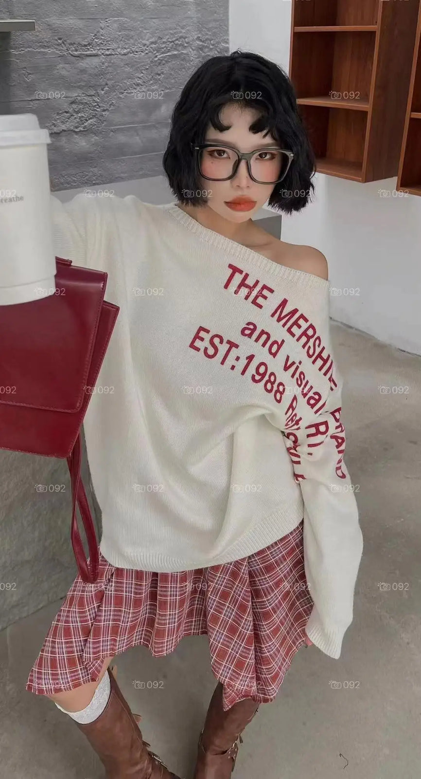 Korean Fashion Women Sloping Shoulder Letter Print Short Pullover Knitted Loose Sweater 2024 Autumn Winter Long Sleeve Tops Chic