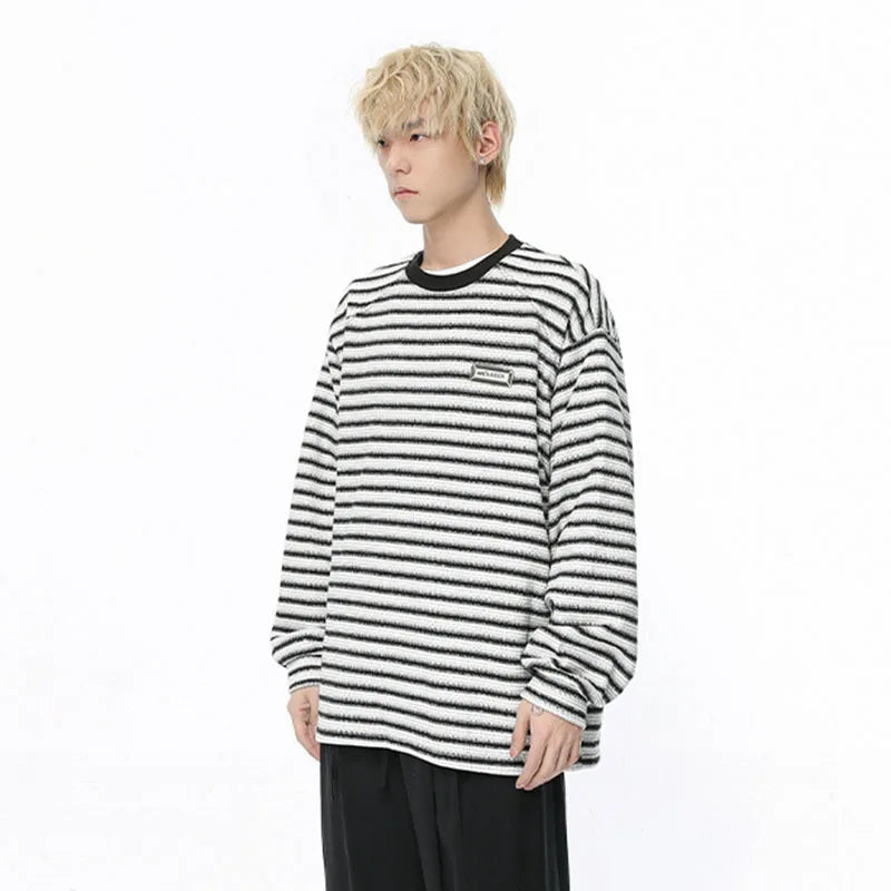 Pullover T-shirt Long Sleeved Top Korean Style Stripe Round Collar Casual Men's Clothing Summer Trend 9C5178