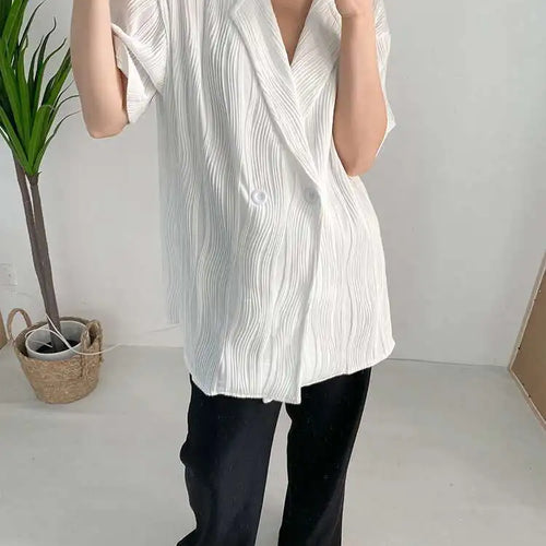 Load image into Gallery viewer, Women White Pleated Elegant Big Size Blouse New Lapel Short Sleeve Loose Fit Shirt Fashion Tide Spring Summer 2025 1DF0381

