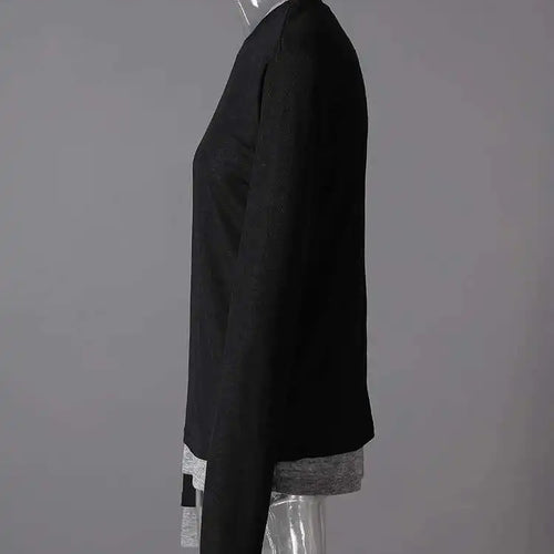 Load image into Gallery viewer, Women Black Gray Color-block Slim Knitting T-shirt New Round Neck Long Sleeve Fashion Tide Spring Autumn 2025 CPG2853
