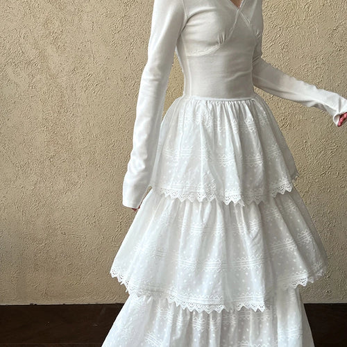 Load image into Gallery viewer, Women White Brief Slim Elegant Layers Long Cake Dress New V-Neck Long Sleeve Fashion Tide Spring Autumn 2025 1DH9982
