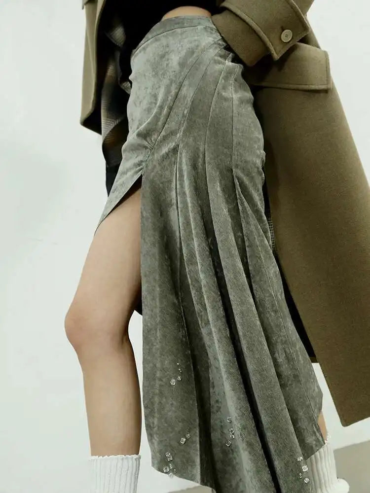 High Waist Gray Green Rhinestones Irregular Elegant Half-body Skirt Women Fashion Tide New Spring Autumn 2025 1DH8207