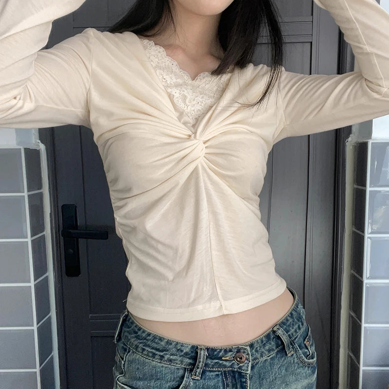 Korean Fashion Folds Tshirts Women Slim Long Sleeve Cutecore Twisted Lace Trim Top Tee Japanese Y2K Preppy Style 2024