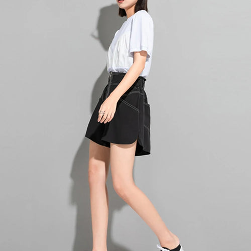 Load image into Gallery viewer, Women Black Topstitched Zipper Pocket Wide Leg Shorts New High Waist Trousers Fashion Tide Spring Summer 2025 1DJ1054
