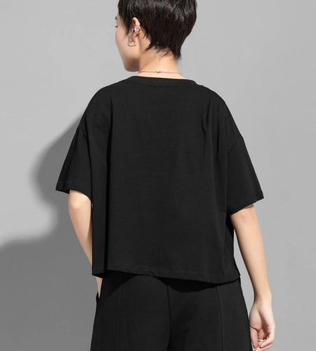 Women Black Button Pleated Irregular Big Size T-shirt New Round Neck Short Sleeve Fashion Tide Spring Summer 2025 1DJ1752