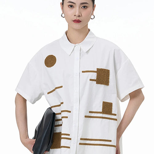 Load image into Gallery viewer, Women White Patch Spliced Big Size Casual Blouse New Lapel Short Sleeve Shirt Fashion Tide Spring Summer 2025 1DJ1495
