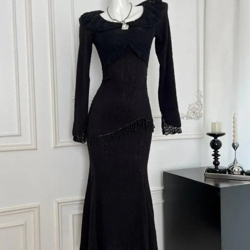 Load image into Gallery viewer, French Retro Women Beige Lace Long Sleeved Tassels Festival Party Dress Autumn Winter Black Slim Ruffles Package Hip Dress Trend
