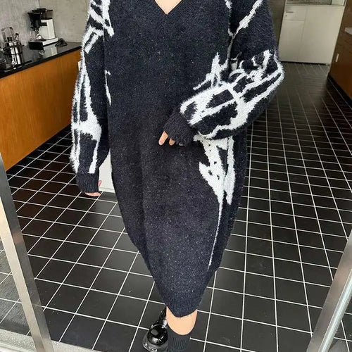 Load image into Gallery viewer, Women Black Pattern Thick Warm Big Size Sweater Dress New V-Neck Long Sleeve Fashion Tide Spring Autumn 2025 1DH8735

