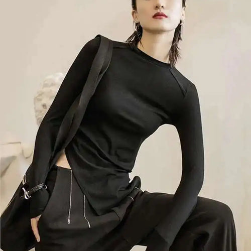 Load image into Gallery viewer, Women Burr Split Joint Asymmetrical Temperament T-shirt New Round Neck Long Sleeve  Fashion Tide  Spring Autumn 2025 1H312
