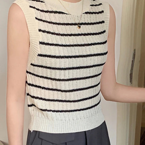 Load image into Gallery viewer, Spell Color Striped Slim Women&#39;s Camis Sleeveless O-neck Knitted Summer Fashion Streetwear Outfits Elegant Female Camis
