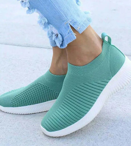 Women's Sneaker Slip On Women Sneakers Breather White Shoes Women Casual Sneaker Sports Shoes Comfortable Vulcanize Shoes Female