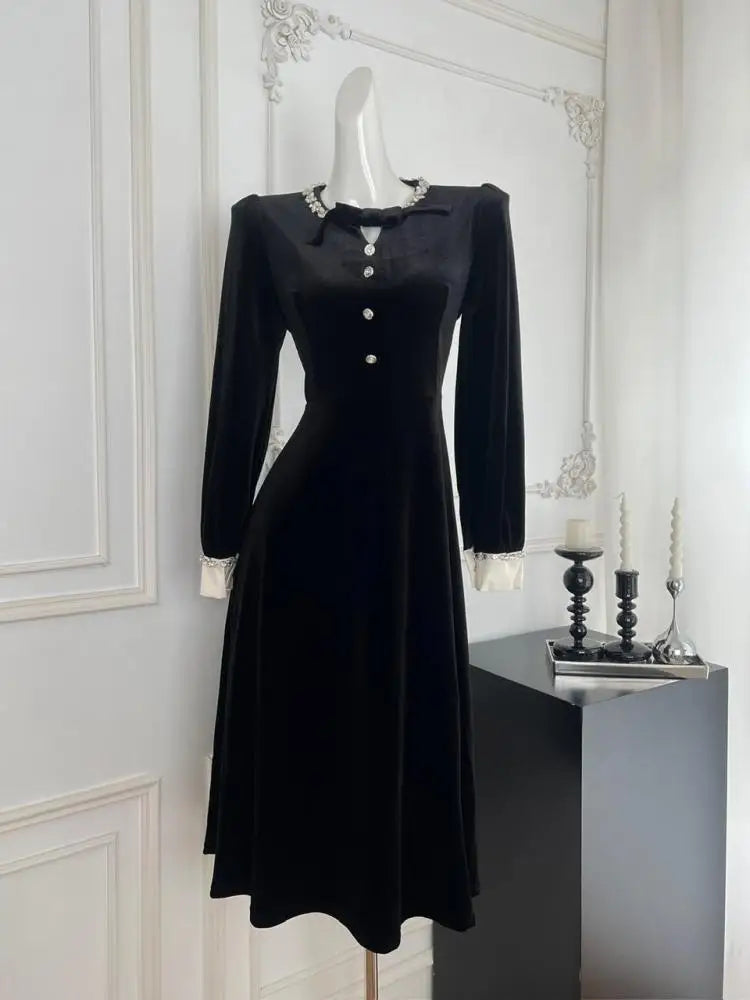 Fashion Women New Black Velvet Diamond Bow Long Sleeve Festival Pleated Dress Vintage Elegant Birthday Party Dress Autumn Winter