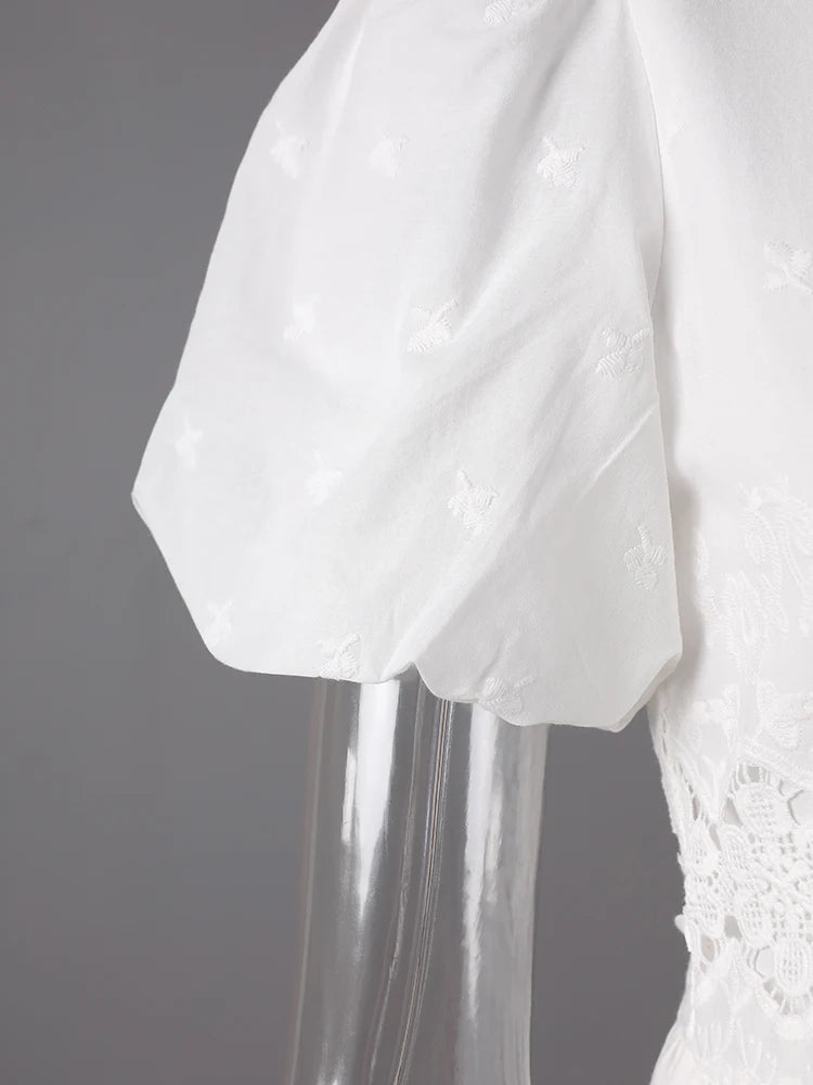 Women White Lace Hollow Out Elegant Slim Dress New Square Collar Short Sleeve Fashion Tide Spring Summer 2025 CPG3161