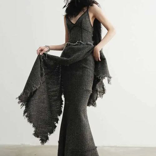 Load image into Gallery viewer, Women 25% Wool Irregular Tassels Burr Hem Vintage Dress New V-Neck Sleeveless Fashion Tide Autumn Winter 2025 1DH4036
