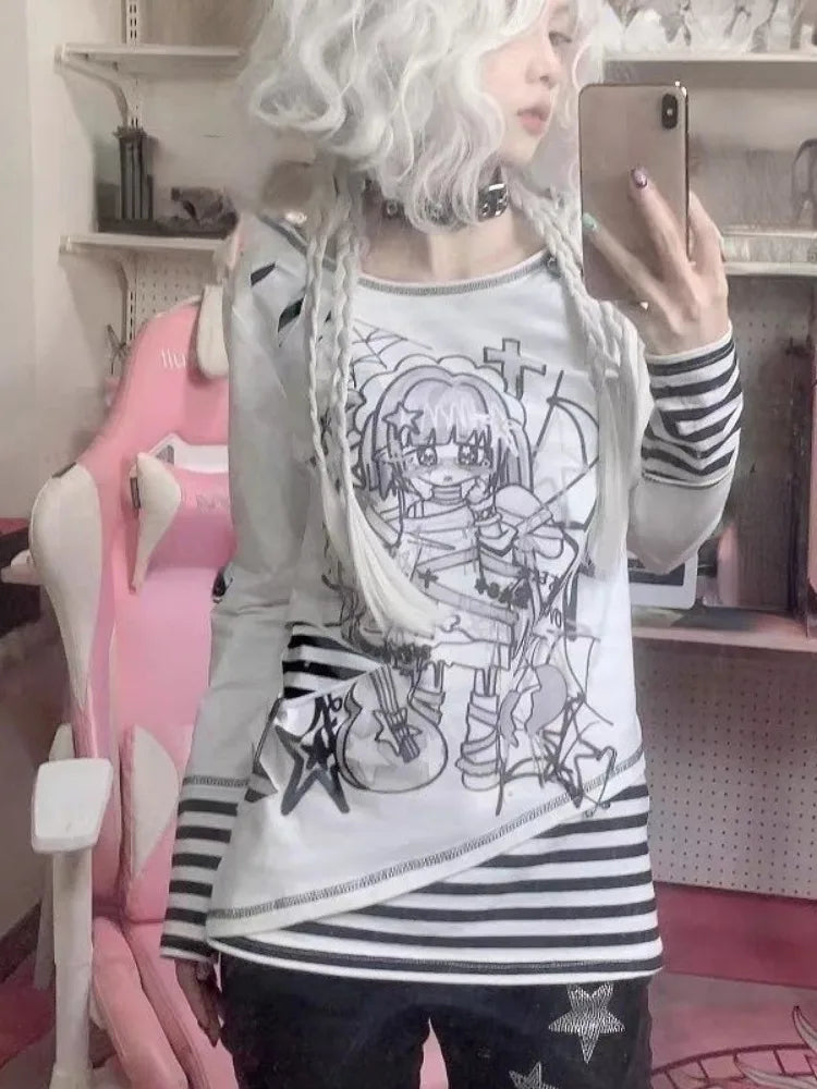 Japanese Harajuku Cartoon Print Tshirts Women Fashion Kawaii Y2k Aesthetic Patchwork Stripe Tees New Sweet Slim Fit T-Shirt Tops