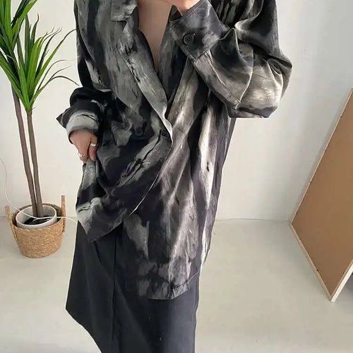 Load image into Gallery viewer, Women Black Tie Dye Should Padded Big Size Blouse New Lapel Long Sleeve Loose Fit Shirt Fashion Spring Autumn 2025 1DF0348
